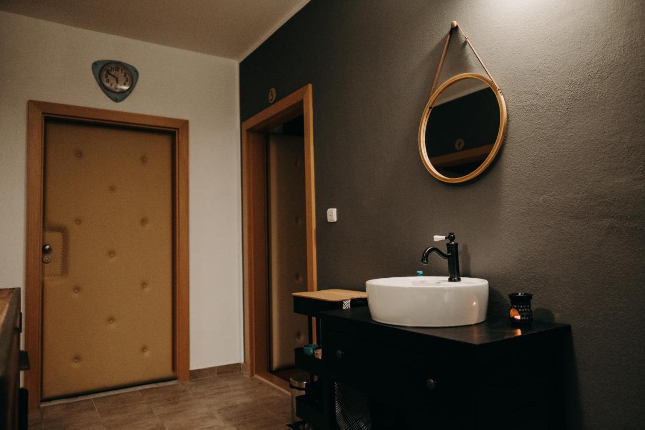 Simply Rooms Славков у Бърна Екстериор снимка